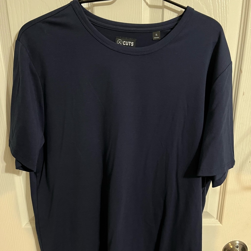 Cuts Classic Tee
